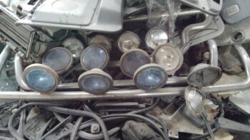 USED TRUCK’S LIGHT SET FOR SALE