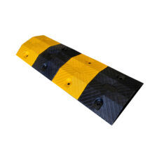 RUBBER SPEED HUMP MIDDLE SIZE