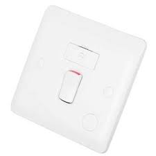13A FUSED+SWITCH+NEON SPUR OUTLET-LEGRAND